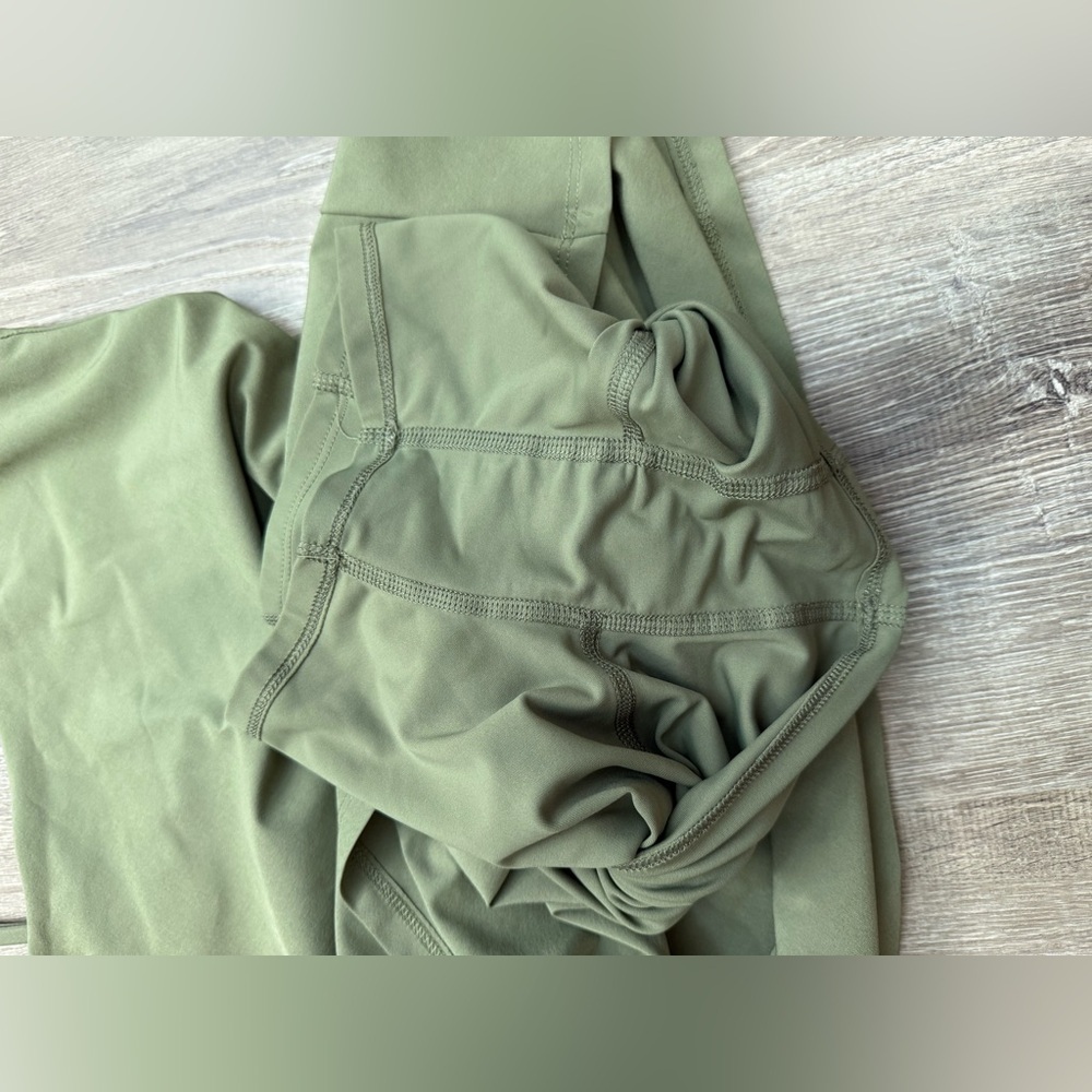 Abercrombie Traveler Mini Active Dress | XS | Built-In Shorts | Green - Picture 9 of 13